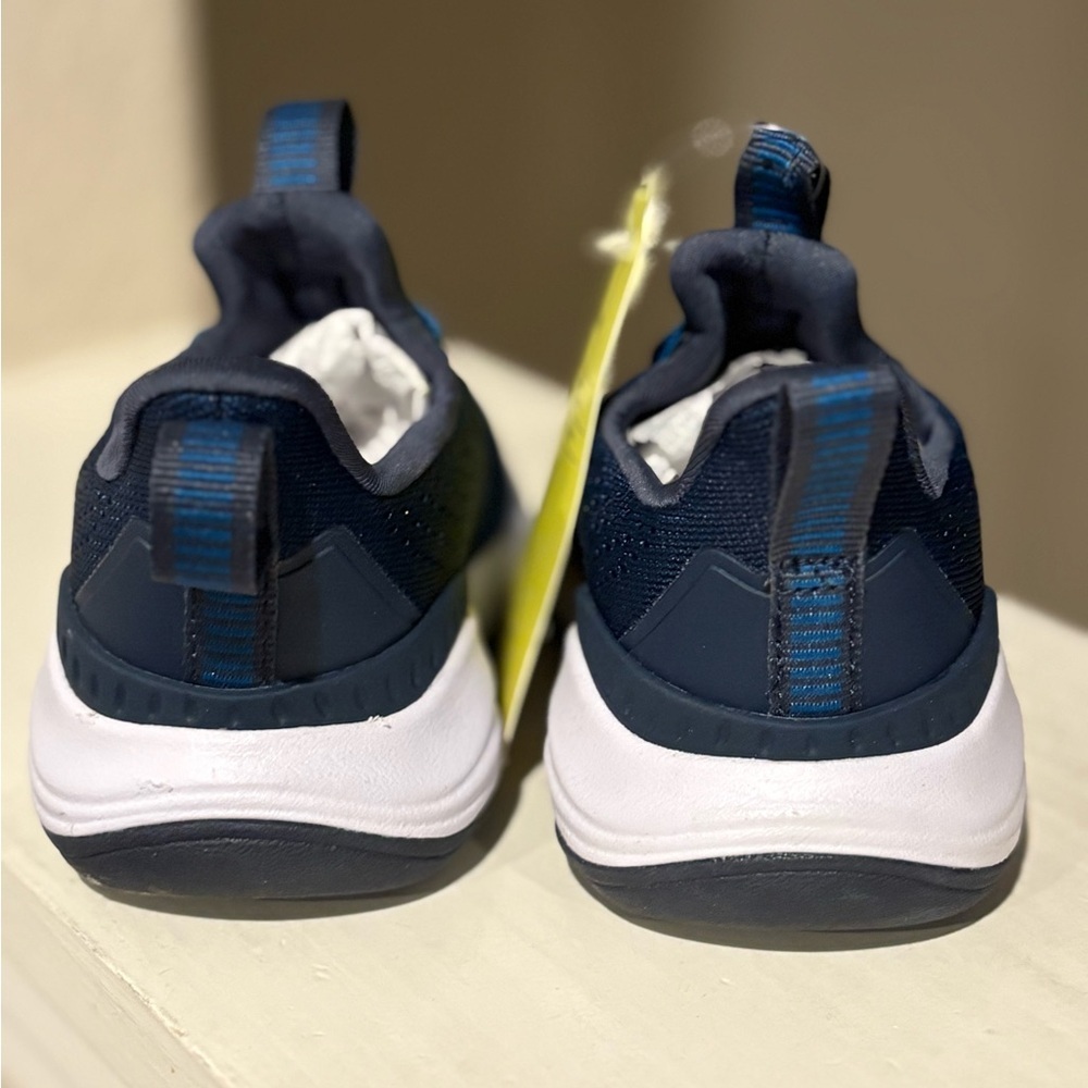 Toddler Callan Performance Sneakers - All In Motion Size 5C NEW - Picture 4 of 6